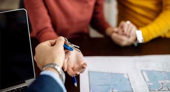 Mai multe imobile tranzacționate la începutul verii! Topul județelor cu cele mai multe imobile vândute!