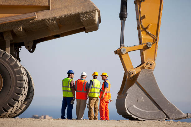 Salariile din constructii au scazut putin in august