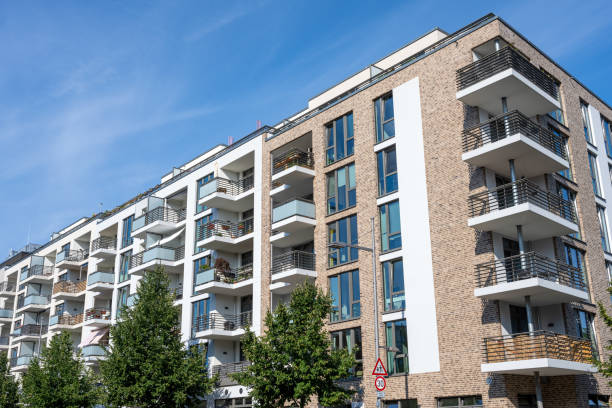 Impozit pe proprietate, in functie de valoarea de piata, abia din 2026