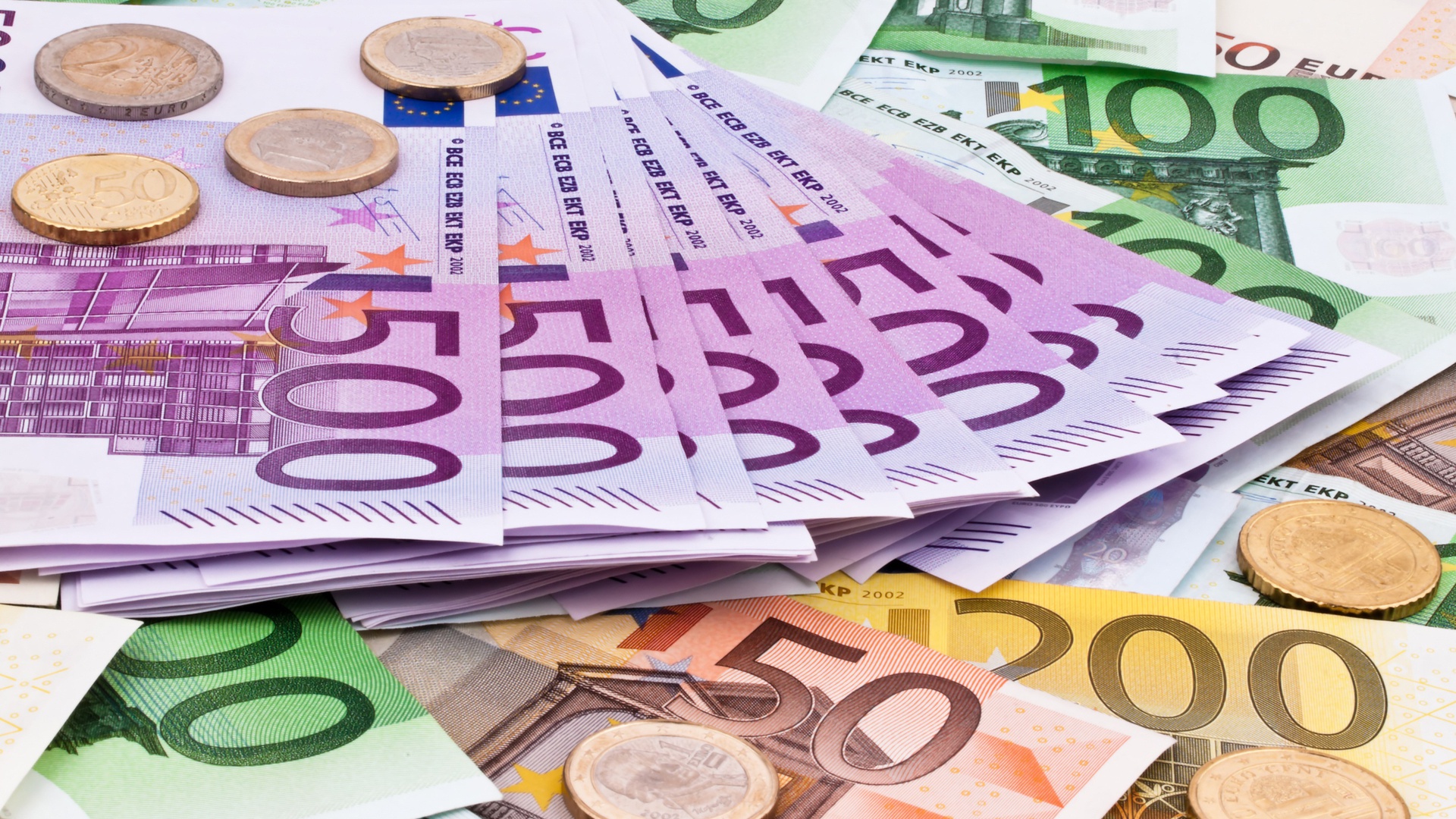 Peste 360 mil euro, pentru modernizarea a trei CET-uri din Capitala