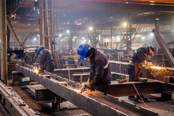 In industrie, cifra de afaceri este in crestere