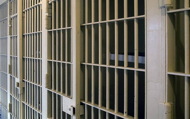 Mai putin de un sfert din creditul pentru construirea de penitenciare a fost atras