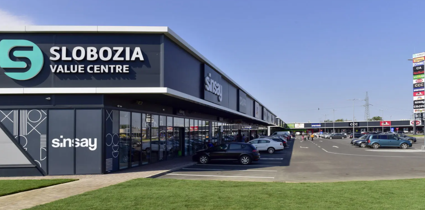 M Core a cumparat un portofoliu de 7 centre comerciale, tip strip mall