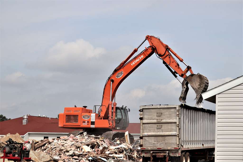 Riscam sa pierdem banii din PNRR pentru programul Fabrici de Reciclare