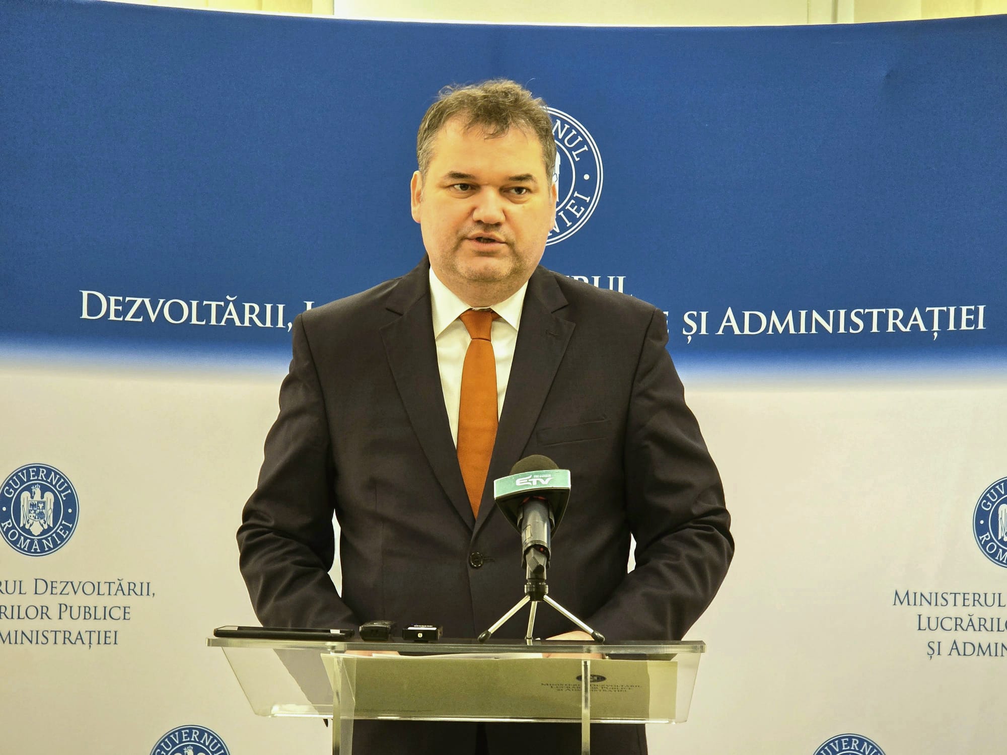 Peste 500 de posturi vor fi desfiintate de Ministerul Dezvoltarii