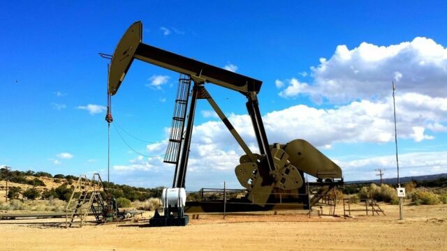 Petrol: preturi in crestere, pe fondul sactiunilor impotriva Iranului