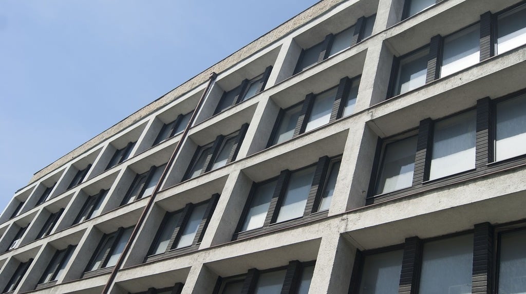 Apartamentele noi sunt mai ieftine decat cele din blocurile vechi, in marile orase ale tarii