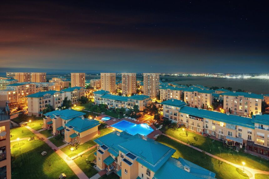 Cosmopolis a crescut vânzările cu aproximativ 30% datorită interesului pentru urbanism integrat și facilități educaționale de top