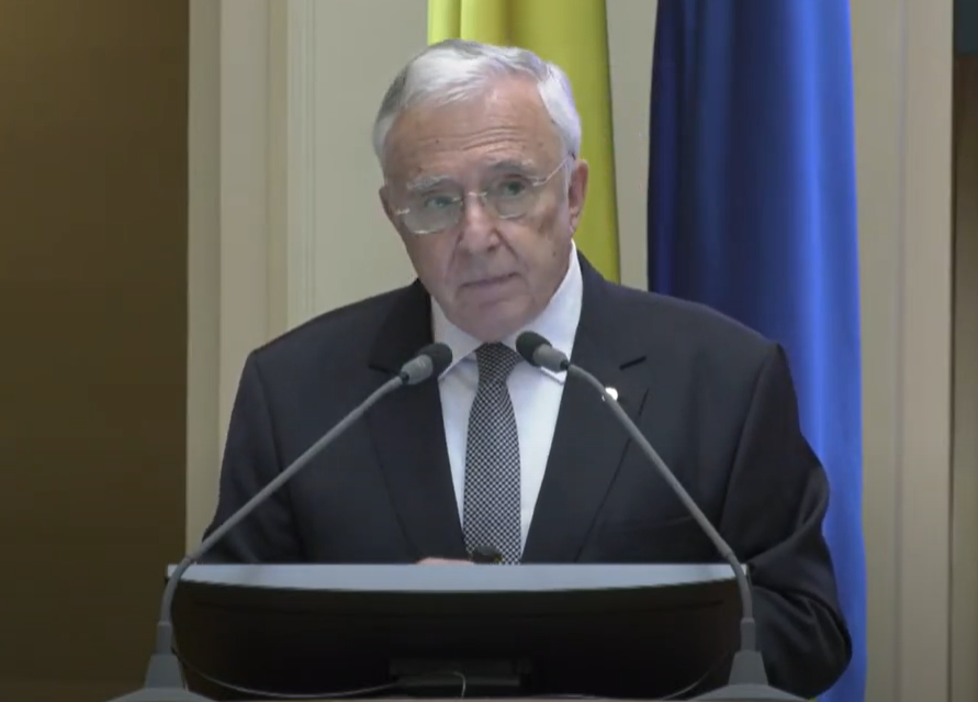 Mugur Isarescu: Evitarea recesiunii depinde de accelerarea investitiilor finantate din fonduri europene