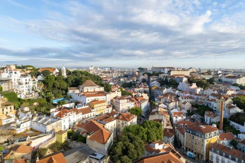 1,34 mld euro pentru locuintele accesibile din Portugalia, credit de la BEI