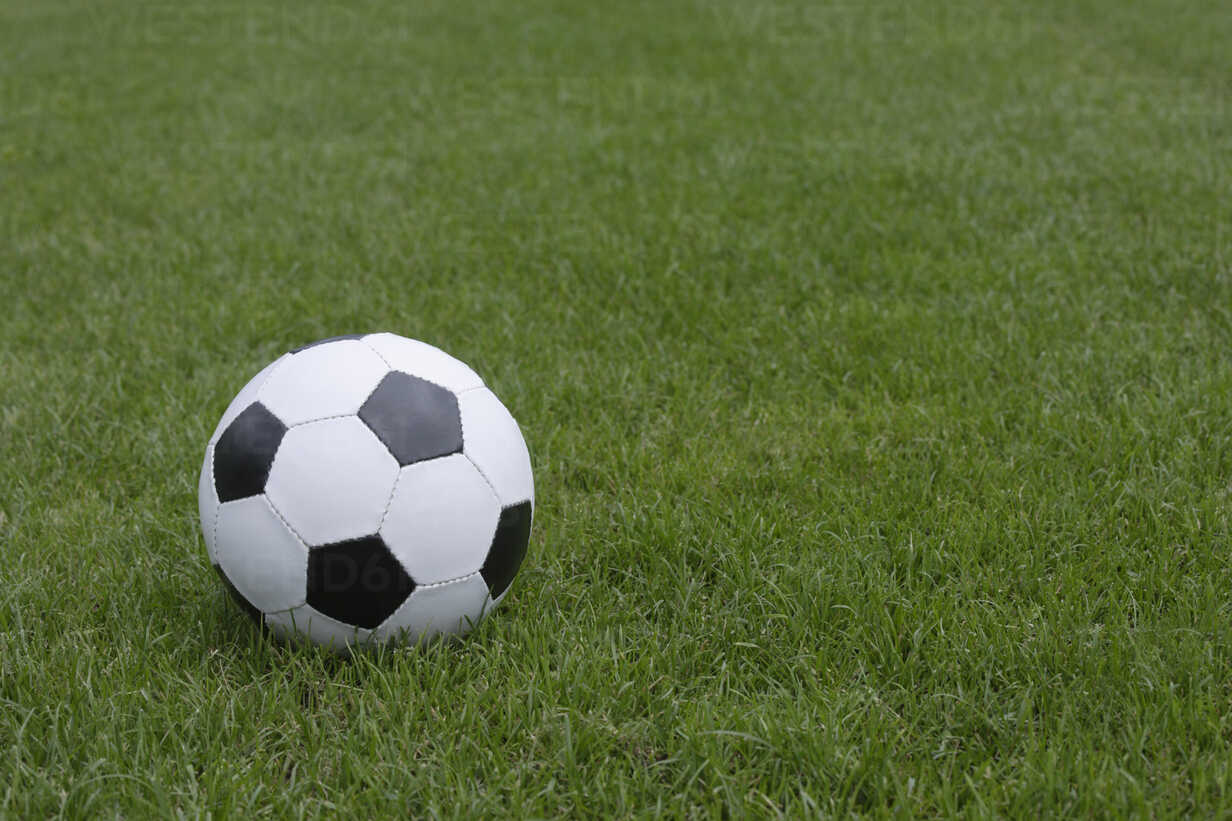 Stadionul Unirea: Participantii la licitatie au un an la dispozitie pentru contestatii