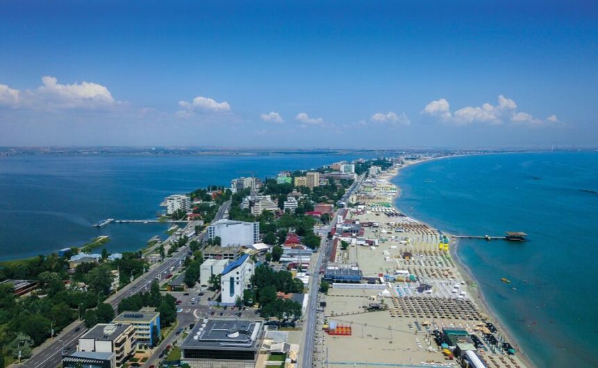 Buzoianu: peste 1.000 de imobile din zona costieră sunt în proprietate privată, Apele Române au început acțiunile în instanță