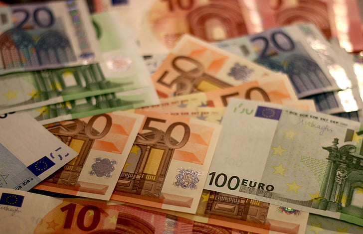 Acord de finantare, incheiat cu BEI, pentru eficienta energetica