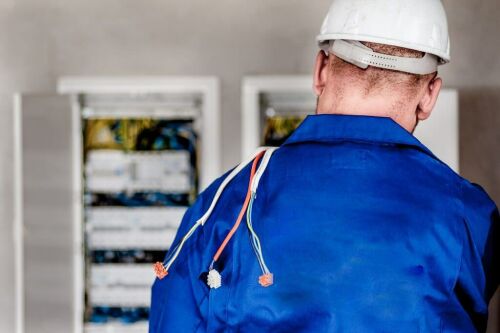 Autorizarea electricienilor si verificatorilor de proiecte: O noua sesiune in primavara