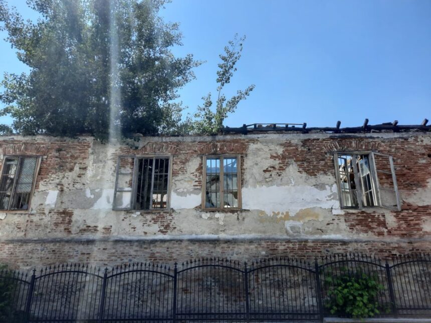 Casa Olănescu, o clădire simbol a municipiului Râmnicu Vâlcea, intră în renovare. Investiția se ridică la 11 milioane de lei și este asigurată de bani europeni